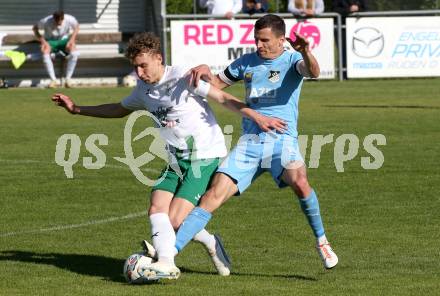 Fussball Kaerntner Liga. Bleiburg gegen Voelkermarkt.  Aljaz Storman (Bleiburg), Valentin Safran   (Voelkermarkt). Bleiburg, am 17.5.2025.
Foto: Kuess
---
pressefotos, pressefotografie, kuess, qs, qspictures, sport, bild, bilder, bilddatenbank