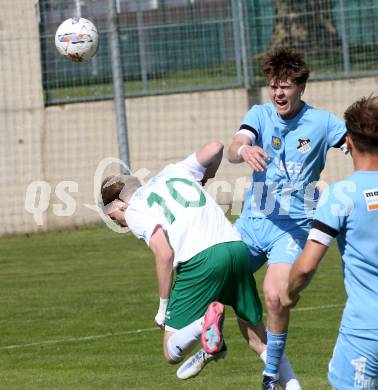 Fussball Kaerntner Liga. Bleiburg gegen Voelkermarkt.   Marvin Maier (Bleiburg), Mario Michael Kuester    (Voelkermarkt). Bleiburg, am 17.5.2025.
Foto: Kuess
---
pressefotos, pressefotografie, kuess, qs, qspictures, sport, bild, bilder, bilddatenbank