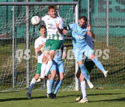 Fussball Kaerntner Liga. Bleiburg gegen Voelkermarkt.  Patrick Paul Oswaldi  (Bleiburg),  Lukas Urnik  (Voelkermarkt). Bleiburg, am 17.5.2025.
Foto: Kuess
---
pressefotos, pressefotografie, kuess, qs, qspictures, sport, bild, bilder, bilddatenbank