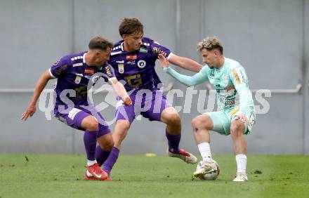 Fussball Bundesliga. SK Austria Klagenfurt gegen TSV Hartberg. Christopher Wernitznig, Matteo Kitz  (SK Austria Klagenfurt), Damjan Kovacevic  (Hartberg). Klagenfurt, am 23.5.2025.
Foto: Kuess
www.qspictures.net
---
pressefotos, pressefotografie, kuess, qs, qspictures, sport, bild, bilder, bilddatenbank