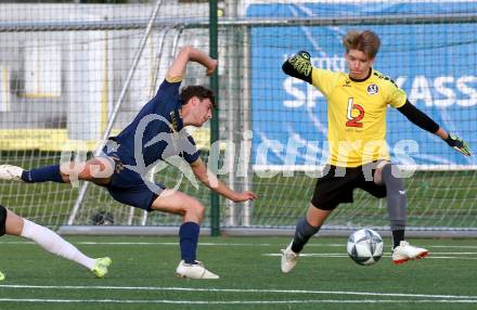 Fussball KÃ¤rntner Liga. Spittal gegen Velden.  Simon Josef Rauter (Spittal),  Manuel Thomas Guggenberger (Velden). Spittal, am 5.6.2025.
Foto: Kuess
---
pressefotos, pressefotografie, kuess, qs, qspictures, sport, bild, bilder, bilddatenbank