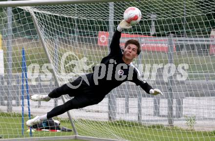 Fussball 2. Liga. Training SK Austria Klagenfurt.  Kevin Zesch. Klagenfurt, am 16.6.2025.
Foto: Kuess
---
pressefotos, pressefotografie, kuess, qs, qspictures, sport, bild, bilder, bilddatenbank