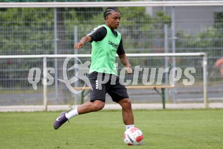 Fussball 2. Liga. Training SK Austria Klagenfurt. Christopher Woelbl.  Klagenfurt, am 16.6.2025.
Foto: Kuess
---
pressefotos, pressefotografie, kuess, qs, qspictures, sport, bild, bilder, bilddatenbank