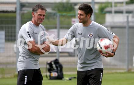 Fussball 2. Liga. Training SK Austria Klagenfurt.  Athletiktrainer Bernhard Sussitz, Tormanntrainer Marc Lamberger. Klagenfurt, am 16.6.2025.
Foto: Kuess
---
pressefotos, pressefotografie, kuess, qs, qspictures, sport, bild, bilder, bilddatenbank
