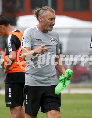 Fussball 2. Liga. Training SK Austria Klagenfurt.   Co-Trainer Guido Frank. Klagenfurt, am 16.6.2025.
Foto: Kuess
---
pressefotos, pressefotografie, kuess, qs, qspictures, sport, bild, bilder, bilddatenbank
