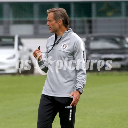 Fussball 2. Liga. Training SK Austria Klagenfurt.  Trainer Rolf Landerl. Klagenfurt, am 16.6.2025.
Foto: Kuess
---
pressefotos, pressefotografie, kuess, qs, qspictures, sport, bild, bilder, bilddatenbank