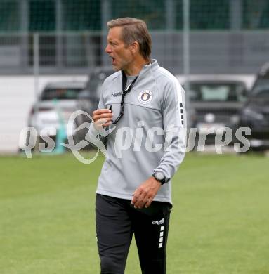 Fussball 2. Liga. Training SK Austria Klagenfurt.  Trainer Rolf Landerl. Klagenfurt, am 16.6.2025.
Foto: Kuess
---
pressefotos, pressefotografie, kuess, qs, qspictures, sport, bild, bilder, bilddatenbank