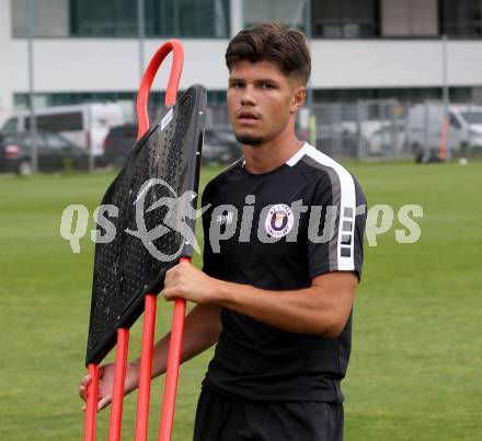 Fussball 2. Liga. Training SK Austria Klagenfurt.  Dino Delic. Klagenfurt, am 16.6.2025.
Foto: Kuess
---
pressefotos, pressefotografie, kuess, qs, qspictures, sport, bild, bilder, bilddatenbank