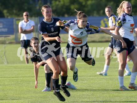 OEFB 2. Frauen Bundesliga Relegation Mitte. Kraig gegen SPG SV Zaunergroup Wallern / Krenglbach. Julia Bergmann  (Kraig),   Fabienne Pillinger (Wallern/Krenglbach). Kraig, am 21.6.2025.
Foto: Kuess
www.qspictures.net
---
pressefotos, pressefotografie, kuess, qs, qspictures, sport, bild, bilder, bilddatenbank