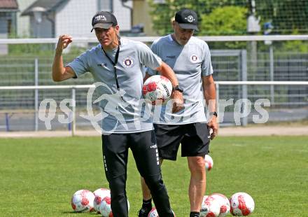 Fussball 2. Liga. Training SK Austria Klagenfurt. Trainer Rolf Landerl, Co-Trainer Guido Frank. Klagenfurt, am 23.6.2025.
Foto: Kuess
---
pressefotos, pressefotografie, kuess, qs, qspictures, sport, bild, bilder, bilddatenbank