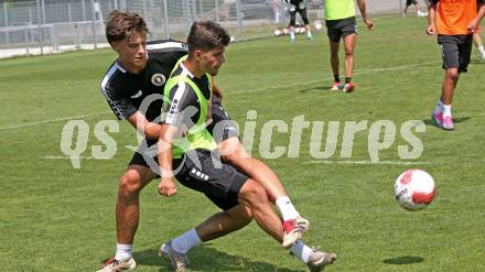 Fussball 2. Liga. Training SK Austria Klagenfurt.  Dino Delic, Matteo Kitz. Klagenfurt, am 23.6.2025.
Foto: Kuess
---
pressefotos, pressefotografie, kuess, qs, qspictures, sport, bild, bilder, bilddatenbank