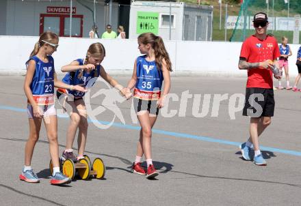 Schi Nordisch. Schispringen. Kinder Schanzencamp. Jan Hoerl. Villach, am 21.6.2025.
Foto: Kuess
www.qspictures.net
---
pressefotos, pressefotografie, kuess, qs, qspictures, sport, bild, bilder, bilddatenbank