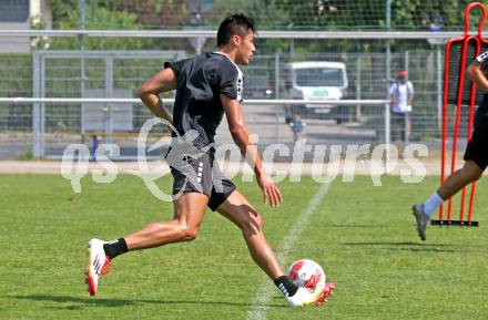 Fussball 2. Liga. Training SK Austria Klagenfurt.    Aidan Liu. Klagenfurt, am 23.6.2025.
Foto: Kuess
---
pressefotos, pressefotografie, kuess, qs, qspictures, sport, bild, bilder, bilddatenbank