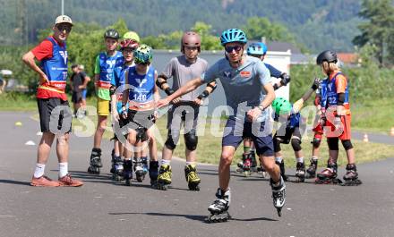 Schi Nordisch. Schispringen. Kinder Schanzencamp. Stefan Kraft. Villach, am 21.6.2025.
Foto: Kuess
www.qspictures.net
---
pressefotos, pressefotografie, kuess, qs, qspictures, sport, bild, bilder, bilddatenbank