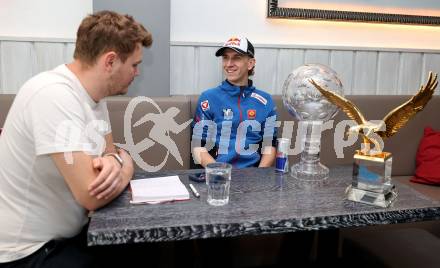 Schi Nordisch. Schispringen. Interview Daniel Tschofenig. Stefan Plieschnig, Daniel Tschofenig. Arnoldstein, am 9.5.2025.
Foto: Kuess
---
pressefotos, pressefotografie, kuess, qs, qspictures, sport, bild, bilder, bilddatenbank