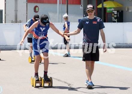 Schi Nordisch. Schispringen. Kinder Schanzencamp. Maximilian Ortner. Villach, am 21.6.2025.
Foto: Kuess
www.qspictures.net
---
pressefotos, pressefotografie, kuess, qs, qspictures, sport, bild, bilder, bilddatenbank