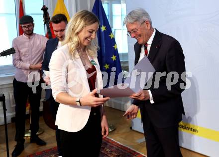 Empfang und Ehrung von Kaerntens erfolgreichen Wintersportlerinnen und -sportlern. Sabine Payer, LH Peter Kaiser. Klagenfurt, am 7.4.2025.
Foto: Kuess
www.qspictures.net
---
pressefotos, pressefotografie, kuess, qs, qspictures, sport, bild, bilder, bilddatenbank
