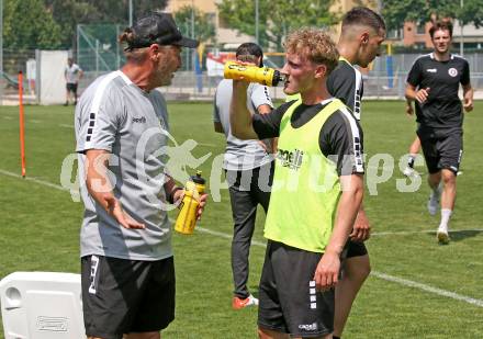 Fussball 2. Liga. Training SK Austria Klagenfurt. Co-Trainer Guido Frank, Fabian Stoeber. Klagenfurt, am 23.6.2025.
Foto: Kuess
---
pressefotos, pressefotografie, kuess, qs, qspictures, sport, bild, bilder, bilddatenbank