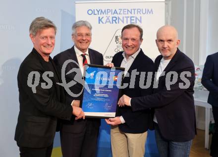 Empfang und Ehrung von Kaerntens erfolgreichen Wintersportlerinnen und -sportlern. Arno Arthofer, LH Peter Kaiser, Ulrich Zafoschnig, Walter Reichel. Klagenfurt, am 7.4.2025.
Foto: Kuess
www.qspictures.net
---
pressefotos, pressefotografie, kuess, qs, qspictures, sport, bild, bilder, bilddatenbank