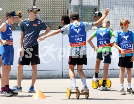 Schi Nordisch. Schispringen. Kinder Schanzencamp. Maximilian Ortner. Villach, am 21.6.2025.
Foto: Kuess
www.qspictures.net
---
pressefotos, pressefotografie, kuess, qs, qspictures, sport, bild, bilder, bilddatenbank