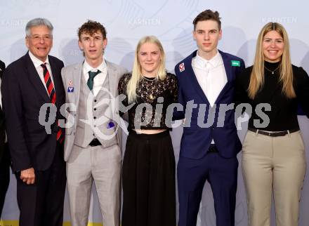 Empfang und Ehrung von Kaerntens erfolgreichen Wintersportlerinnen und -sportlern. LH Peter Kaiser, Daniel Tschofenig, Katharina Truppe, Maximilian Ortner, Nadine Fest. Klagenfurt, am 7.4.2025.
Foto: Kuess
www.qspictures.net
---
pressefotos, pressefotografie, kuess, qs, qspictures, sport, bild, bilder, bilddatenbank
