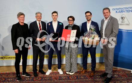 Empfang und Ehrung von Kaerntens erfolgreichen Wintersportlerinnen und -sportlern. Arno Arthofer, LH Peter Kaiser, Maximilian Ortner, LR.in Beate Prettner,  LR Sebastian Schuschnig, Dieter Moertl. Klagenfurt, am 7.4.2025.
Foto: Kuess
www.qspictures.net
---
pressefotos, pressefotografie, kuess, qs, qspictures, sport, bild, bilder, bilddatenbank