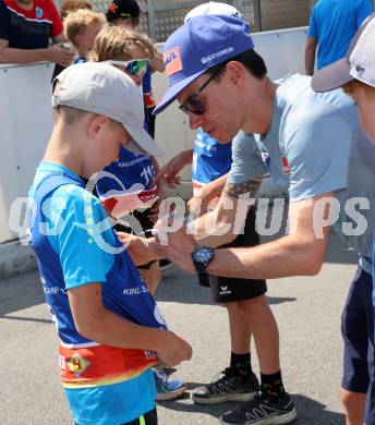 Schi Nordisch. Schispringen. Kinder Schanzencamp. Stefan Kraft.  Villach, am 21.6.2025.
Foto: Kuess
www.qspictures.net
---
pressefotos, pressefotografie, kuess, qs, qspictures, sport, bild, bilder, bilddatenbank