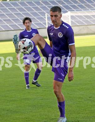 Fussball Testspiel. St. Veit gegen SK Austria Klagenfurt. Mario Matkovic (Klagenfurt). St. Veit, am 25.6.2025.
Foto: Kuess
www.qspictures.net
---
pressefotos, pressefotografie, kuess, qs, qspictures, sport, bild, bilder, bilddatenbank