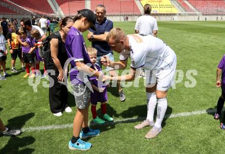 Fussball. Tag der offenen Tuer.  Florian Jaritz.  Klagenfurt, am 12.7.2025.
Foto: Kuess
www.qspictures.net
---
pressefotos, pressefotografie, kuess, qs, qspictures, sport, bild, bilder, bilddatenbank