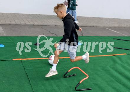 Fussball. Tag der offenen Tuer. Klagenfurt, am 12.7.2025.
Foto: Kuess
www.qspictures.net
---
pressefotos, pressefotografie, kuess, qs, qspictures, sport, bild, bilder, bilddatenbank