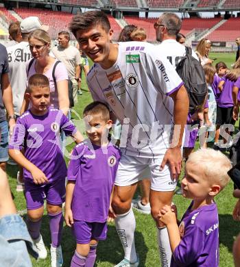 Fussball. Tag der offenen Tuer.  Aidan Liu.  Klagenfurt, am 12.7.2025.
Foto: Kuess
www.qspictures.net
---
pressefotos, pressefotografie, kuess, qs, qspictures, sport, bild, bilder, bilddatenbank