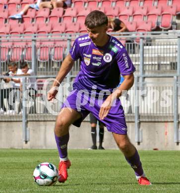 Fussball Testspiel. SK Austria Klagenfurt gegen KAC1909. Dennis Sinanovic  (Klagenfurt). Klagenfurt, am 12.7.2025.
Foto: Kuess
www.qspictures.net
---
pressefotos, pressefotografie, kuess, qs, qspictures, sport, bild, bilder, bilddatenbank