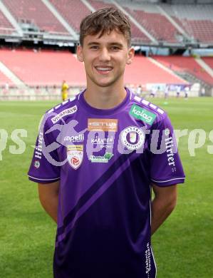 Fussball. Tag der offenen Tuer.   SK Austria Klagenfurt. Dressenpraesentation. Matthias Dollinger. . Klagenfurt, am 12.7.2025.
Foto: Kuess
www.qspictures.net
---
pressefotos, pressefotografie, kuess, qs, qspictures, sport, bild, bilder, bilddatenbank