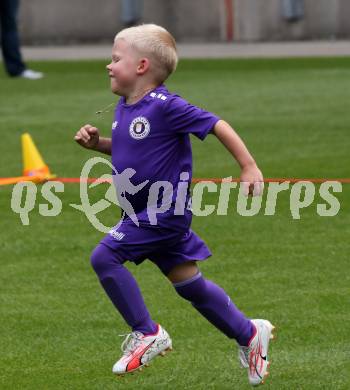 Fussball. Tag der offenen Tuer. Fussball Nachwuchs. U6, U7. Turnier.  Klagenfurt, am 12.7.2025.
Foto: Kuess
www.qspictures.net
---
pressefotos, pressefotografie, kuess, qs, qspictures, sport, bild, bilder, bilddatenbank