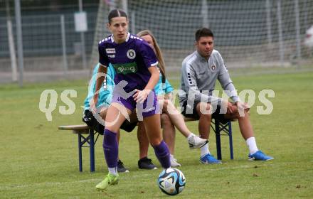 Fussball. Tag der offenen Tuer. Fussball Frauen. SK Austria Klagenfurt/Carinthian Hornets gegen KAC1909.  Klagenfurt, am 12.7.2025.
Foto: Kuess
www.qspictures.net
---
pressefotos, pressefotografie, kuess, qs, qspictures, sport, bild, bilder, bilddatenbank