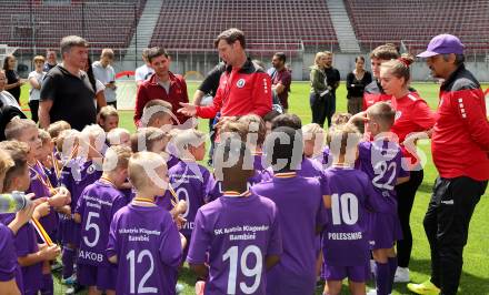 Fussball. Tag der offenen Tuer. Klagenfurt, am 12.7.2025.
Foto: Kuess
www.qspictures.net
---
pressefotos, pressefotografie, kuess, qs, qspictures, sport, bild, bilder, bilddatenbank