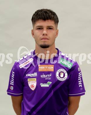 Fussball. 2. Liga. Mannschaftsfototermin SK Austria Klagenfurt. Dino Delic. Klagenfurt, am , am 17.7.2025.
Foto: Kuess
www.qspictures.net
---
pressefotos, pressefotografie, kuess, qs, qspictures, sport, bild, bilder, bilddatenbank