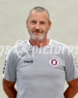 Fussball. 2. Liga. Mannschaftsfototermin SK Austria Klagenfurt . Co-Trainer Guido Frank. Klagenfurt, am , am 17.7.2025.
Foto: Kuess
www.qspictures.net
---
pressefotos, pressefotografie, kuess, qs, qspictures, sport, bild, bilder, bilddatenbank