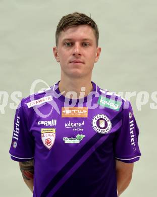 Fussball. 2. Liga. Mannschaftsfototermin SK Austria Klagenfurt. Nik Marinsek.  Klagenfurt, am , am 17.7.2025.
Foto: Kuess
www.qspictures.net
---
pressefotos, pressefotografie, kuess, qs, qspictures, sport, bild, bilder, bilddatenbank