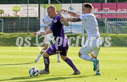 Fussball Testspiel. Velden gegen SK Austria Klagenfurt.  Tom Zurga (Velden),  Florian Jaritz  (Klagenfurt). Velden, am 18.7.2025.
Foto: Kuess
www.qspictures.net
---
pressefotos, pressefotografie, kuess, qs, qspictures, sport, bild, bilder, bilddatenbank