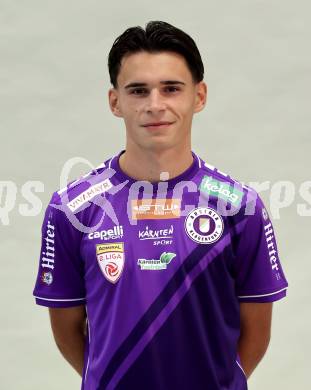 Fussball. 2. Liga. Mannschaftsfototermin SK Austria Klagenfurt. Armin Karic.   Klagenfurt, am , am 17.7.2025.
Foto: Kuess
www.qspictures.net
---
pressefotos, pressefotografie, kuess, qs, qspictures, sport, bild, bilder, bilddatenbank