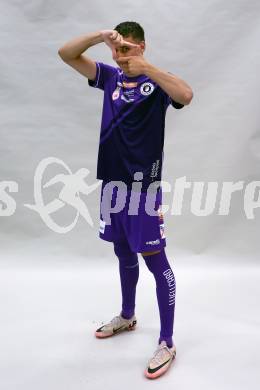 Fussball. 2. Liga. Mannschaftsfototermin SK Austria Klagenfurt. Jubel Mario Matkovic. Klagenfurt, am , am 17.7.2025.
Foto: Kuess
www.qspictures.net
---
pressefotos, pressefotografie, kuess, qs, qspictures, sport, bild, bilder, bilddatenbank