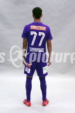 Fussball. 2. Liga. Mannschaftsfototermin SK Austria Klagenfurt. Denis Sinanovic. Klagenfurt, am , am 17.7.2025.
Foto: Kuess
www.qspictures.net
---
pressefotos, pressefotografie, kuess, qs, qspictures, sport, bild, bilder, bilddatenbank