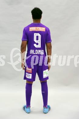 Fussball. 2. Liga. Mannschaftsfototermin SK Austria Klagenfurt. Naldo Aparecido.  Klagenfurt, am , am 17.7.2025.
Foto: Kuess
www.qspictures.net
---
pressefotos, pressefotografie, kuess, qs, qspictures, sport, bild, bilder, bilddatenbank