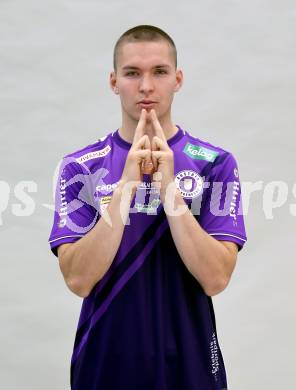 Fussball. 2. Liga. Mannschaftsfototermin SK Austria Klagenfurt. Jubel Bartol Barisic. Klagenfurt, am , am 17.7.2025.
Foto: Kuess
www.qspictures.net
---
pressefotos, pressefotografie, kuess, qs, qspictures, sport, bild, bilder, bilddatenbank