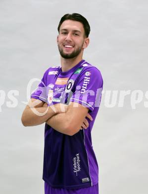 Fussball. 2. Liga. Mannschaftsfototermin SK Austria Klagenfurt. Adem Mustafic. Klagenfurt, am , am 17.7.2025.
Foto: Kuess
www.qspictures.net
---
pressefotos, pressefotografie, kuess, qs, qspictures, sport, bild, bilder, bilddatenbank