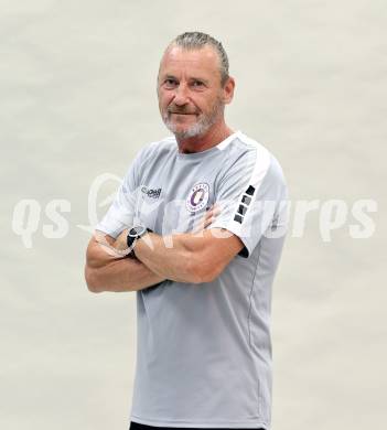 Fussball. 2. Liga. Mannschaftsfototermin SK Austria Klagenfurt . Co-Trainer Guido Frank. Klagenfurt, am , am 17.7.2025.
Foto: Kuess
www.qspictures.net
---
pressefotos, pressefotografie, kuess, qs, qspictures, sport, bild, bilder, bilddatenbank