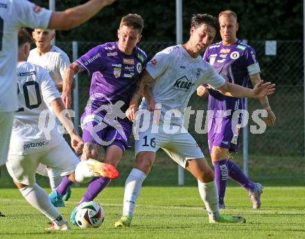 Fussball Testspiel. Velden gegen SK Austria Klagenfurt.  Luka Caculovic (Velden),  Nik Marinsek (Klagenfurt). Velden, am 18.7.2025.
Foto: Kuess
www.qspictures.net
---
pressefotos, pressefotografie, kuess, qs, qspictures, sport, bild, bilder, bilddatenbank