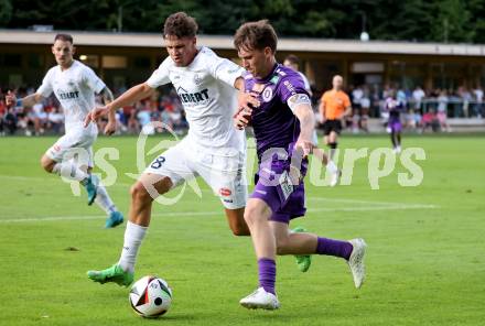 Fussball Testspiel. Velden gegen SK Austria Klagenfurt. Alexander Kurz  (Velden),  Matthias Dollinger (Klagenfurt). Velden, am 18.7.2025.
Foto: Kuess
www.qspictures.net
---
pressefotos, pressefotografie, kuess, qs, qspictures, sport, bild, bilder, bilddatenbank