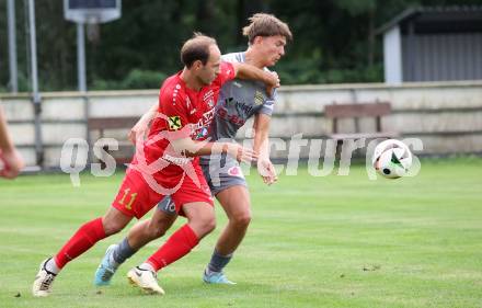 Fussball Kaerntner Liga. Grafenstein gegen Koettmannsdorf.  Bernhard Walzl (Grafenstein),   Nico Khom (Koettmannsdorf). Grafenstein, am 1.8..2025.
Foto: Kuess
www.qspictures.net
---
pressefotos, pressefotografie, kuess, qs, qspictures, sport, bild, bilder, bilddatenbank